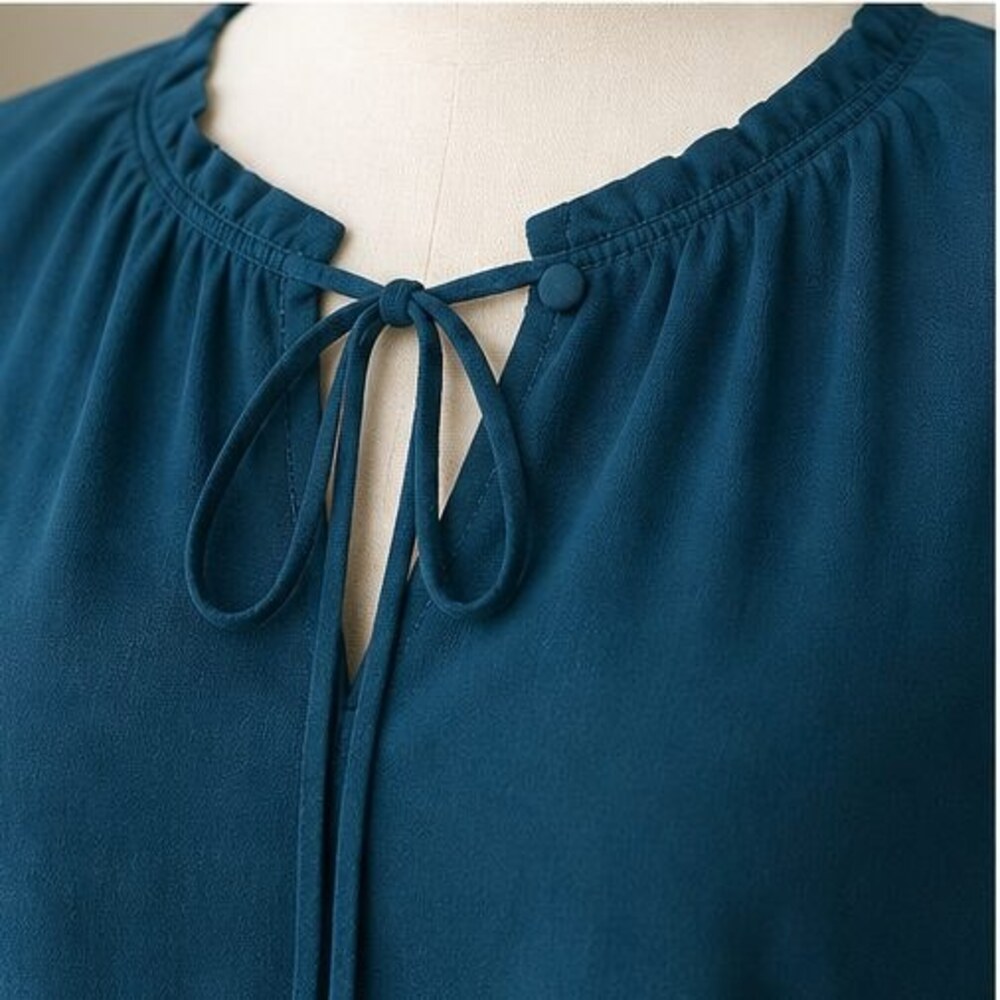 Teal Button Blouse - Picture 4 of 6